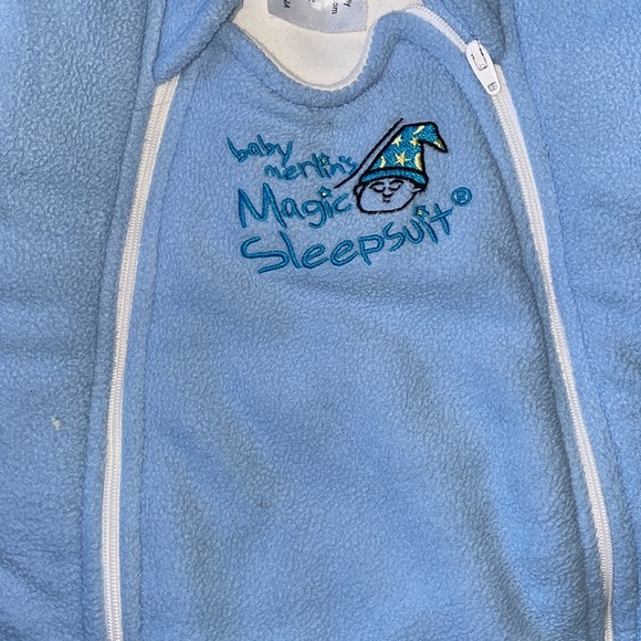 Baby Merlin Magic Sleepsuit- 3-6 months (19-18lbs) - Picture 4 of 6